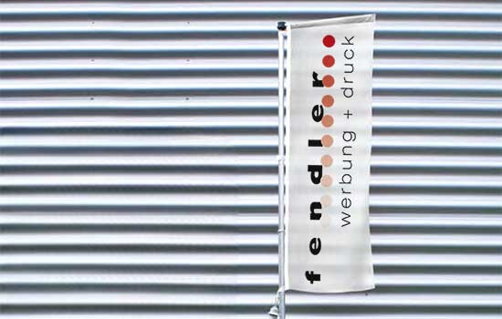Flexibler Werbemast für den Innnen- und Außenbereich Teleskopmast Standard – Flexibler Werbemast für den Innnen- und Außenbereich