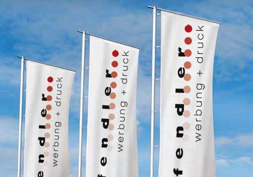 Premium-Fahnenmast für repräsentative Auftritte Türchen Ausleger Mast Deluxe: Hochwertiger Premium-Fahnenmast für repräsentative Auftritte